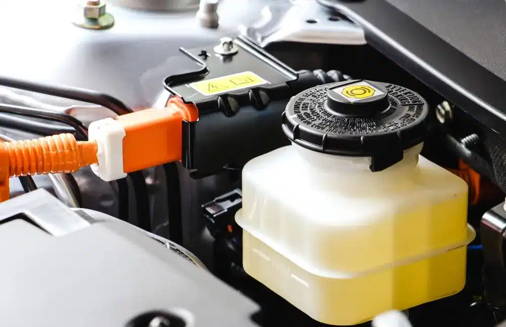 Brake fluid reservoir in a vehicle.
